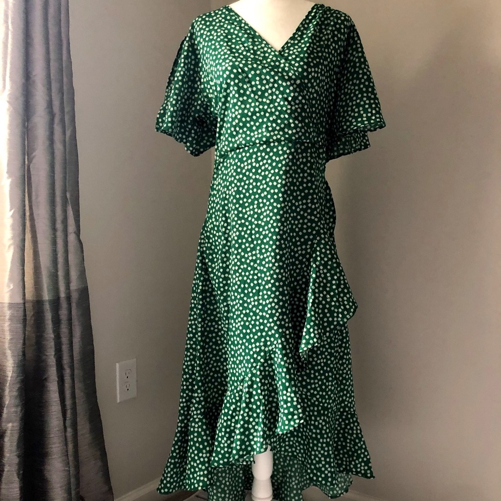 Kelly Green Butterfly Sleeve Dress with Ruffles - M